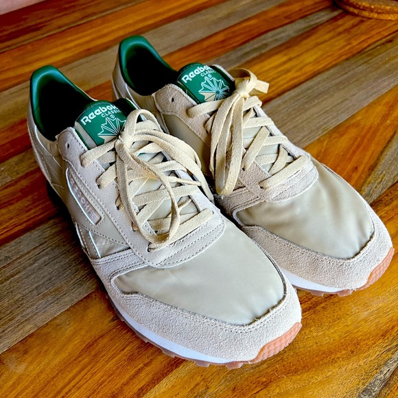 Reebok Other - Reebok Classic Leather AZ Utility